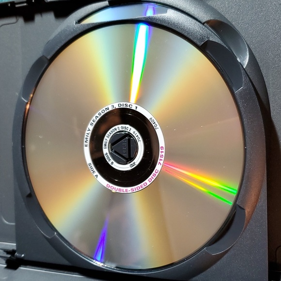 Emily of new moon the complete third season dvd - Picture 4 of 5